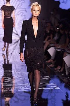 Look 28